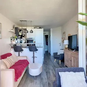  Appartement Vue Mer, Piscine, Free Parking France